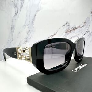 New CHANEL Sunglasses